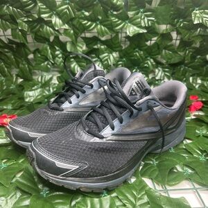 BROOKS Men's Black Athletic Shoes